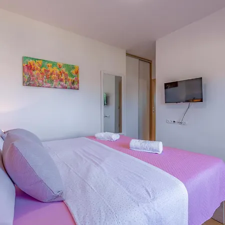 Amazing In With Wifi&2 Bedrooms *